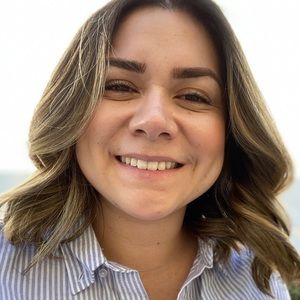 Meet your Posher, Helena